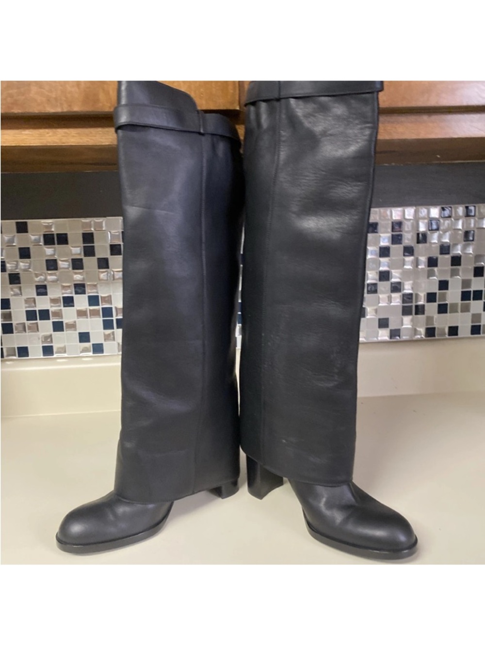 Authentic Chanel tall black biker boots, Vintage Karl Lagerfeld Era Size 40 - Picture 5 of 11